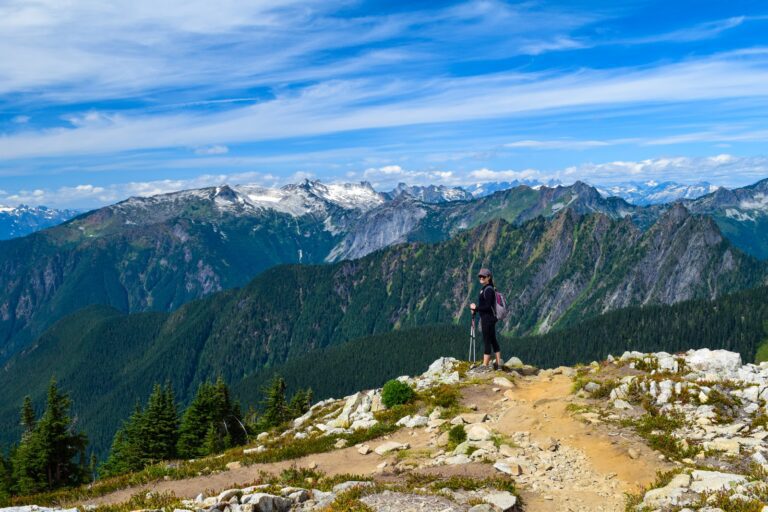 The 9 Best Hikes in North Cascades National Park