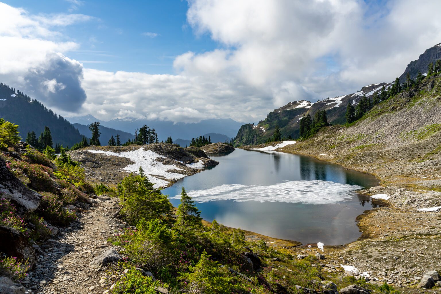 9 Incredible Hikes near Mt. Baker: A Complete Guide (2024)