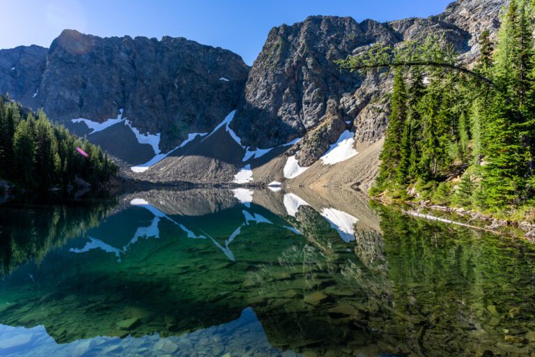 18 Easy Hikes in Washington State (Perfect for Beginners)