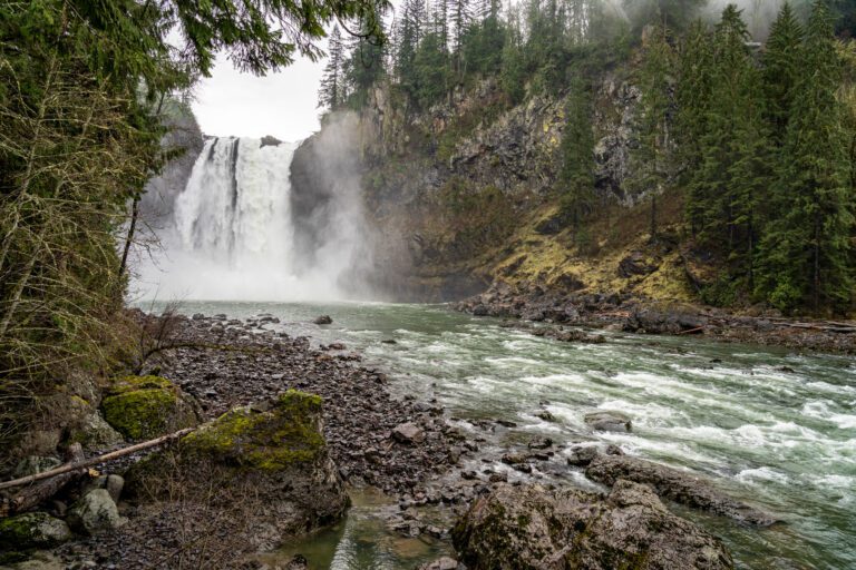 15 Incredible Waterfalls in Washington For Your Bucket List